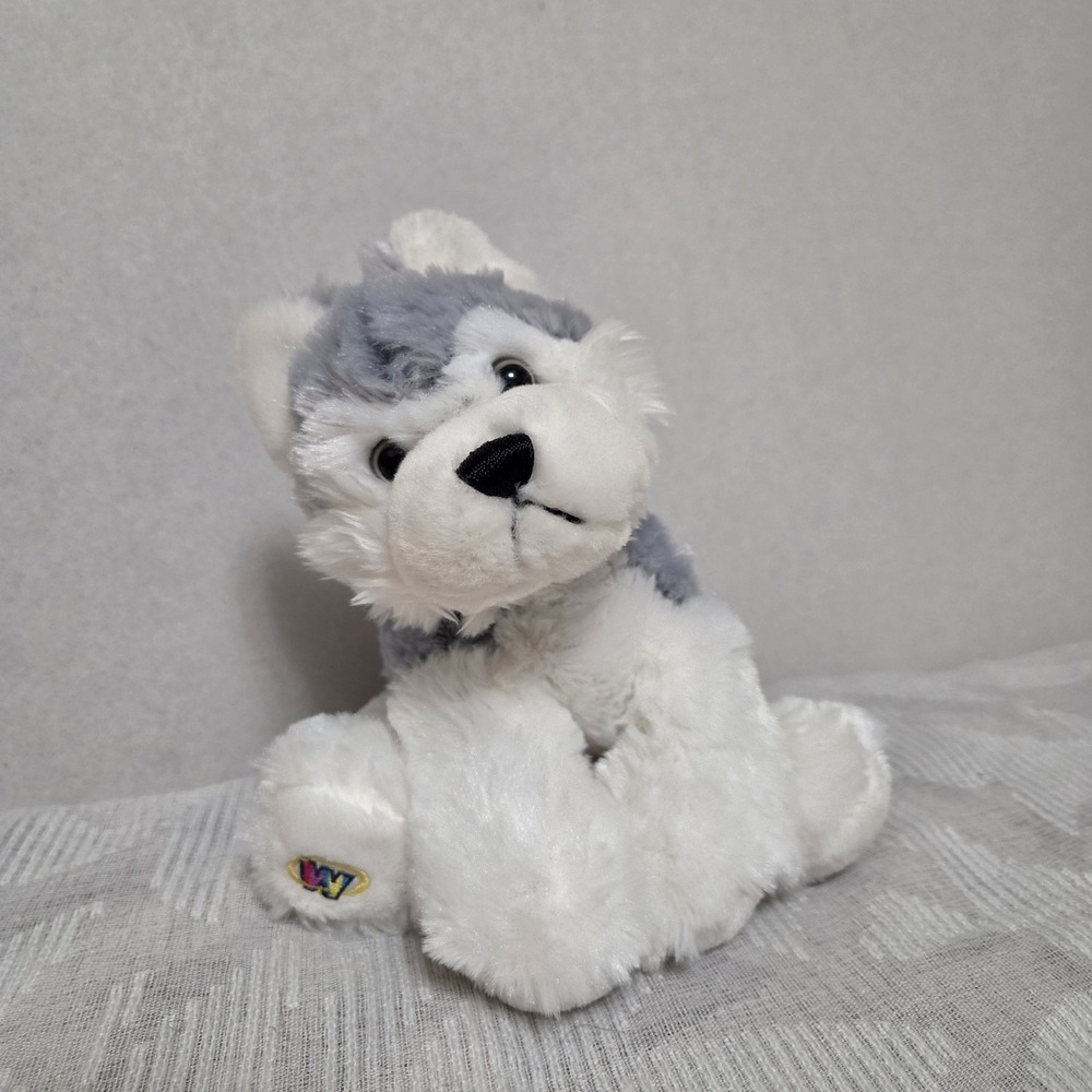 Ganz Webkinz Husky Grey and White HM120 Soft Plush Stuff Animal Puppy